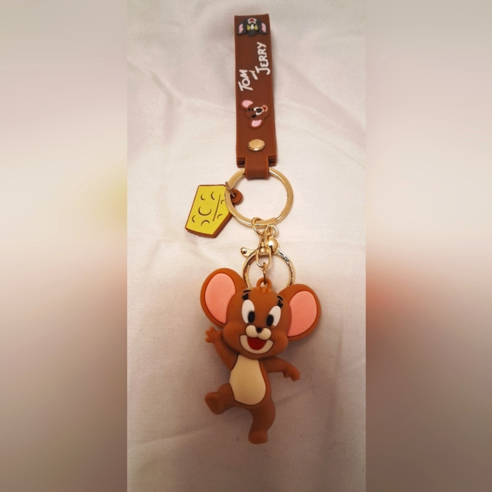 TOM AND JERRY KEYCHAIN WITH JERRY FIGURE